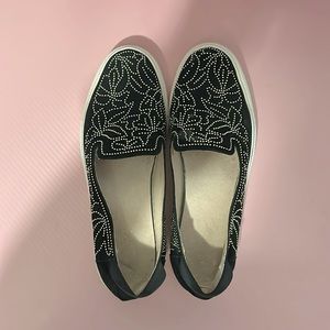 Rachael Zoe Burke Slip On 100% suede- size 8.5